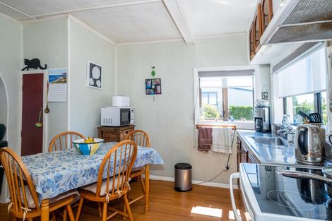 Photo of property in 39 Rhodes Street, Waimate, 7924