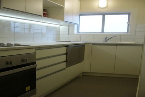 Photo of property in 4 Hawker Street, Mount Victoria, Wellington, 6011