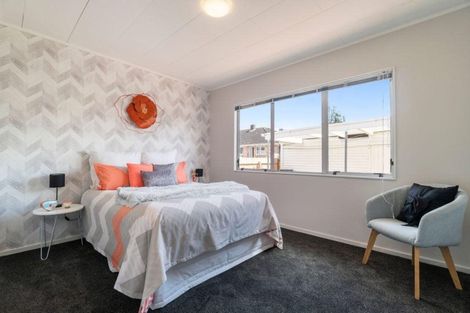 Photo of property in 2/25 Kervil Avenue, Te Atatu Peninsula, Auckland, 0610