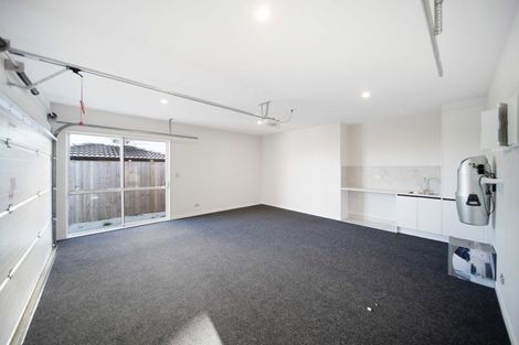 Photo of property in 14 Frazen Avenue, Papakura, 2110