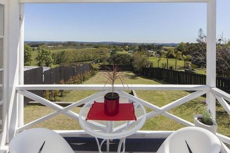 Photo of property in 50 Hobsonville Road, West Harbour, Auckland, 0618