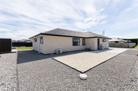 Photo of property in 52 Cross Street, Sefton, 7477