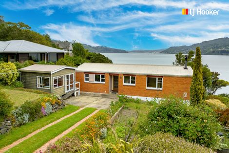 Photo of property in 536 Portobello Road, Macandrew Bay, Dunedin, 9014