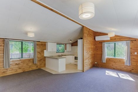 Photo of property in 112 Milton Road, Hospital Hill, Napier, 4110