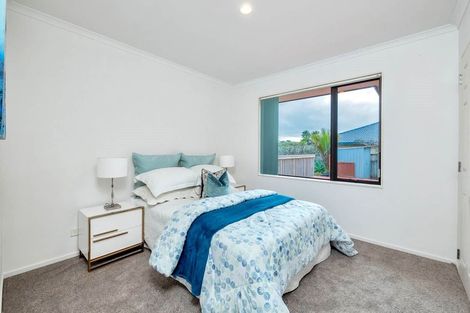 Photo of property in 16 Brittany Drive, Henderson, Auckland, 0612