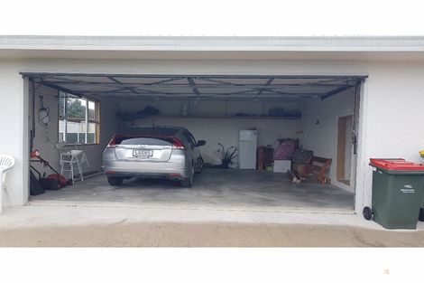 Photo of property in 19 Timaru Road, Waimate, 7924