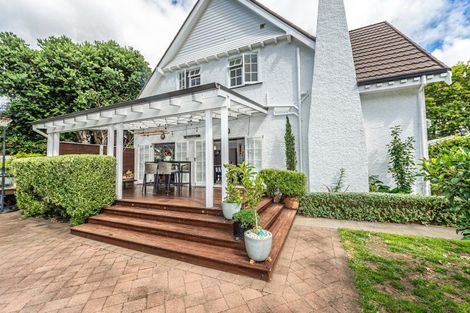 Photo of property in 9 Selwyn Crescent, College Estate, Whanganui, 4500