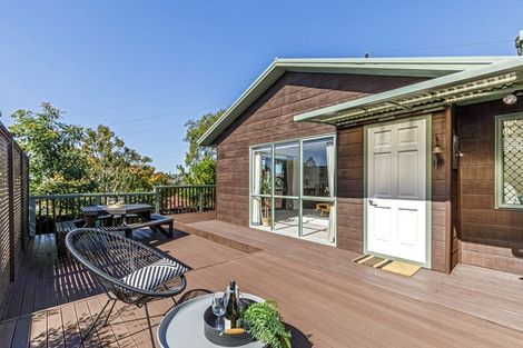 Photo of property in 2/18 Edgeworth Road, Glenfield, Auckland, 0629