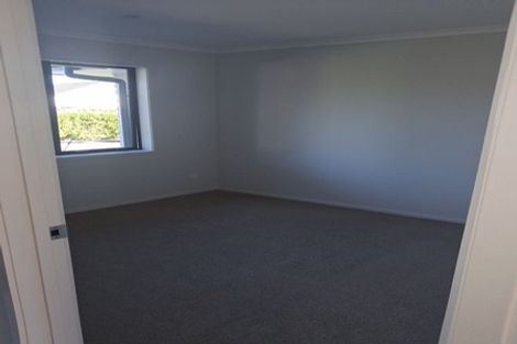 Photo of property in 11 Leebank Crescent, Riverhead, 0820