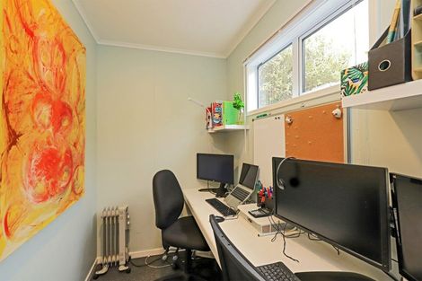 Photo of property in 33a Hammond Road, Taradale, Napier, 4112