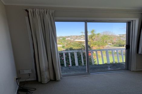 Photo of property in 6 Dudding Avenue, Northcote, Auckland, 0627