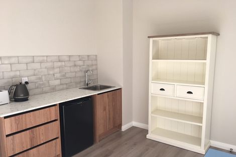 Photo of property in 121 Godfrey Drive, Orewa, 0931