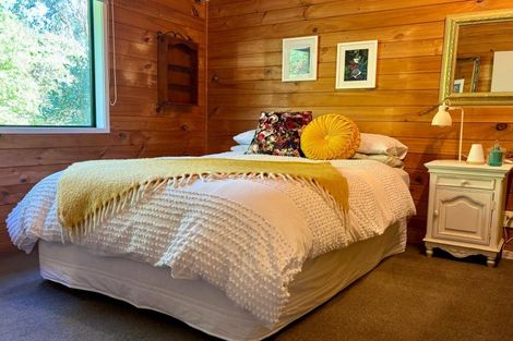 Photo of property in 185 Anzac Road, Waitakere, Auckland, 0816