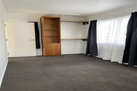 Photo of property in 175 Vipond Road, Stanmore Bay, Whangaparaoa, 0932