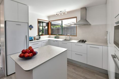 Photo of property in 24 Red Hibiscus Road, Stanmore Bay, Whangaparaoa, 0932