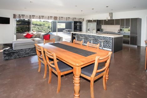 Photo of property in 805 Ponga Road, Opaheke, Papakura, 2584