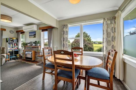 Photo of property in 100 Stanners Street, Eltham, 4322