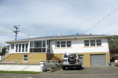 Photo of property in 3 Taupata Street, Stoke, Nelson, 7011
