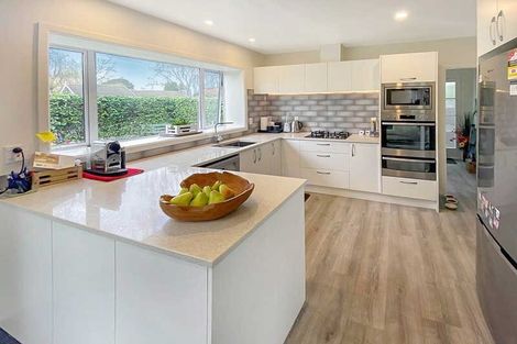 Photo of property in 3 Deepdale Street, Burnside, Christchurch, 8053