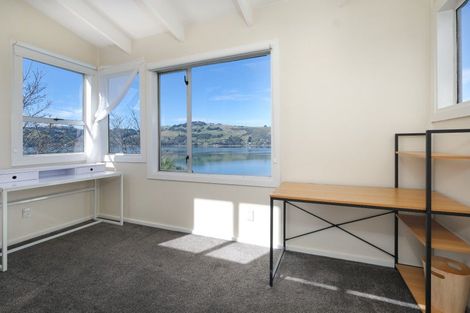 Photo of property in 305 Ravensbourne Road, Ravensbourne, Dunedin, 9022