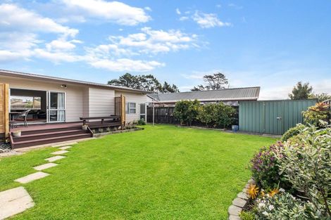 Photo of property in 14 Harbour Crest Drive, Waiuku, 2123