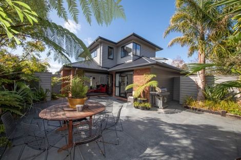 Photo of property in 112a Fitzroy Street, Terrace End, Palmerston North, 4410