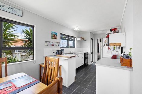 Photo of property in 140 Kelvin Grove Road, Kelvin Grove, Palmerston North, 4414