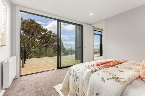 Photo of property in 5 Skysail Lane, Whitby, Porirua, 5024