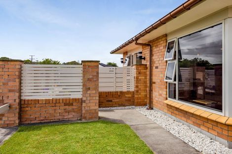 Photo of property in 11 Grey Street, Hawera, 4610