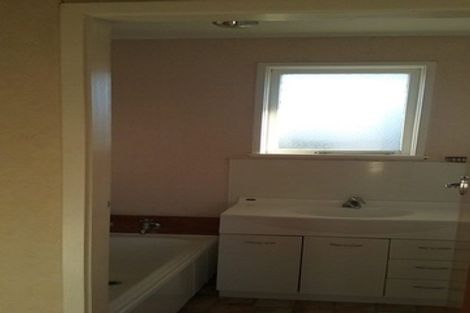 Photo of property in 16 Karamea Crescent, Kelvin Grove, Palmerston North, 4414