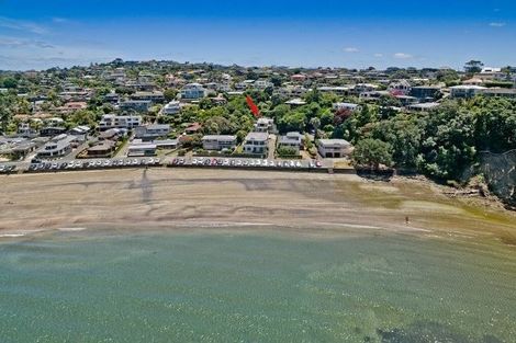 Photo of property in 33a Manly Esplanade, Browns Bay, Auckland, 0630