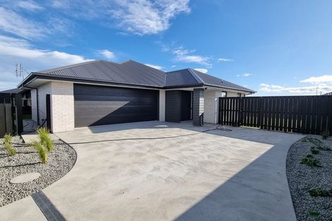 Photo of property in 33a Sanders Way, Rolleston, 7614