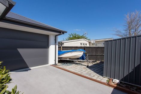 Photo of property in 84 Akaroa Street, Kaiapoi, 7630