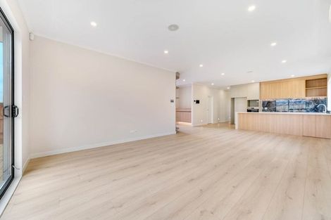 Photo of property in 16 Viv Green Place, Pokeno, 2402