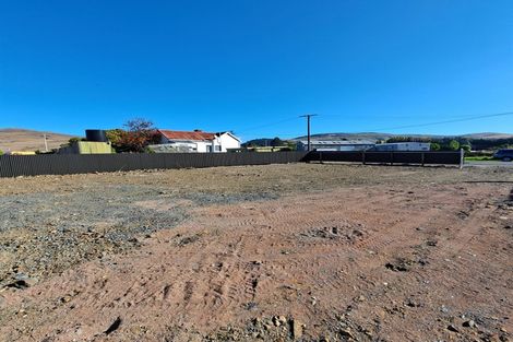 Photo of property in 2 Clifford Street, Clinton, 9534