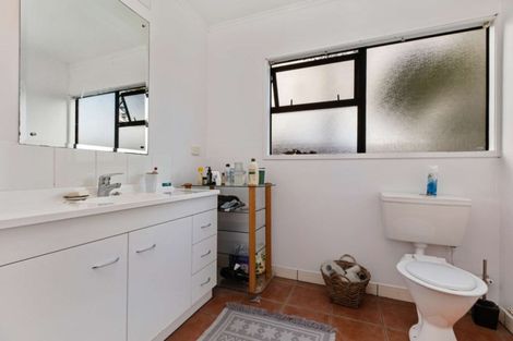 Photo of property in 22 Alidade Place, Massey, Auckland, 0614
