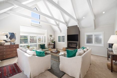 Photo of property in 24 Poynder Avenue, Merivale, Christchurch, 8014