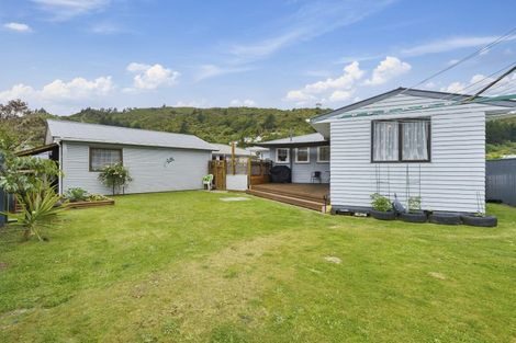 Photo of property in 51 Parenga Street, Wainuiomata, Lower Hutt, 5014
