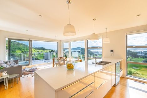 Photo of property in 16 Bunker Way, Strathmore Park, Wellington, 6022