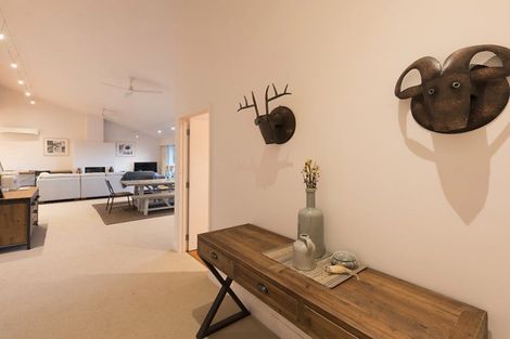 Photo of property in 71 Wellington Street, Russell, 0202