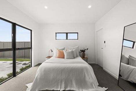 Photo of property in 24 George Yee Place, Taradale, Napier, 4112