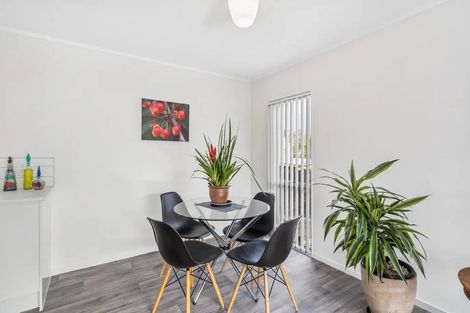 Photo of property in 1/6 Trounson Avenue, Clendon Park, Auckland, 2103