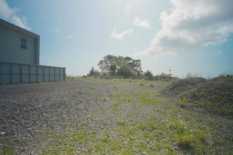 Photo of property in 5b Mission Street, Moturoa, New Plymouth, 4310