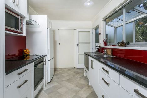 Photo of property in 13 Morriggia Place, Bayview, Auckland, 0629