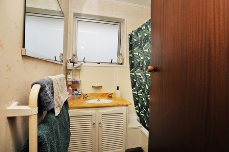 Photo of property in 38 Cunningham Street, Grasmere, Invercargill, 9810