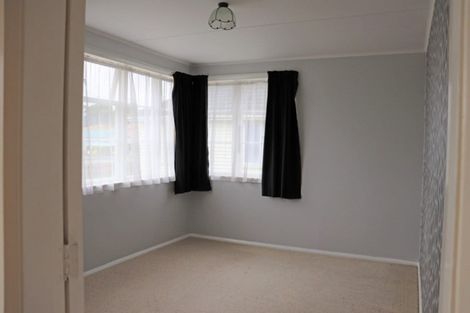 Photo of property in 24 Edward Street, Pahiatua, 4910