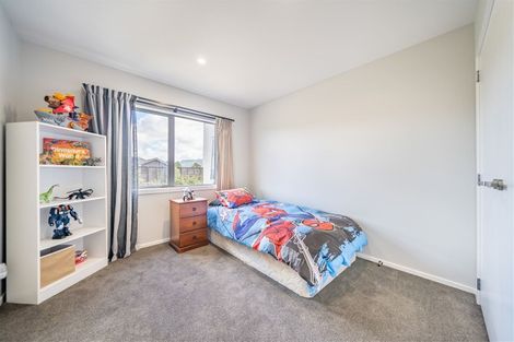 Photo of property in 15 Hopkirk Avenue, Wallaceville, Upper Hutt, 5018