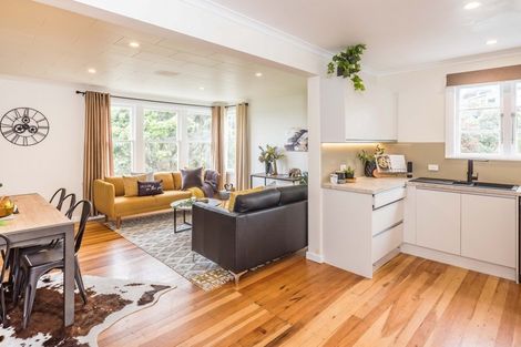 Photo of property in 30 Sidlaw Street, Strathmore Park, Wellington, 6022