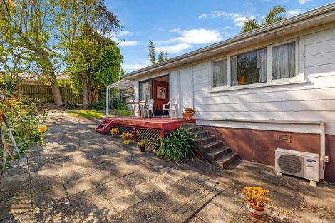 Photo of property in 2/22 Captain Scott Road, Glen Eden, Auckland, 0602