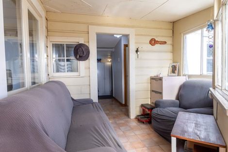 Photo of property in 41 Burns Street, Dannevirke, 4930